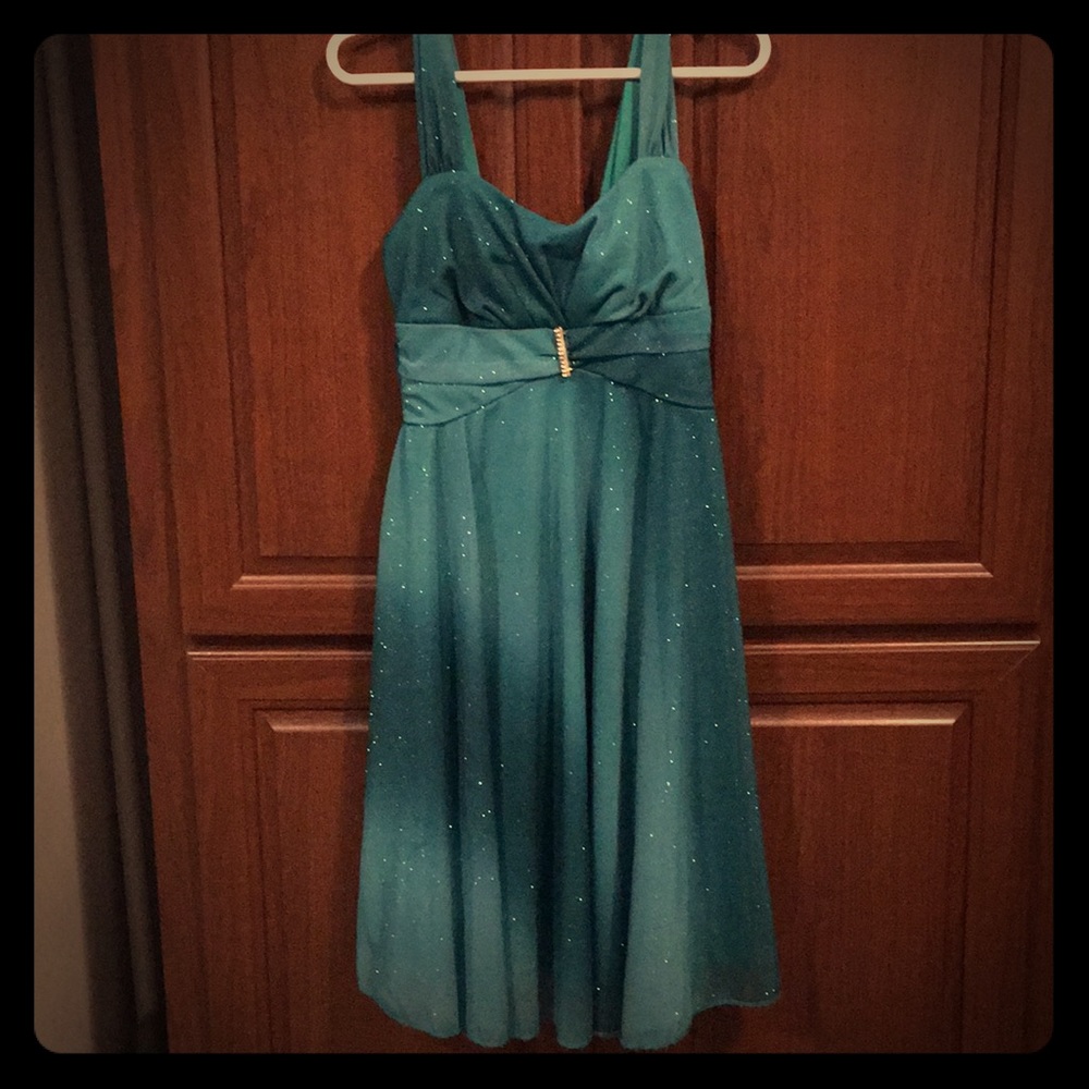 Girls Sleeveless Formal Dress. Like New!